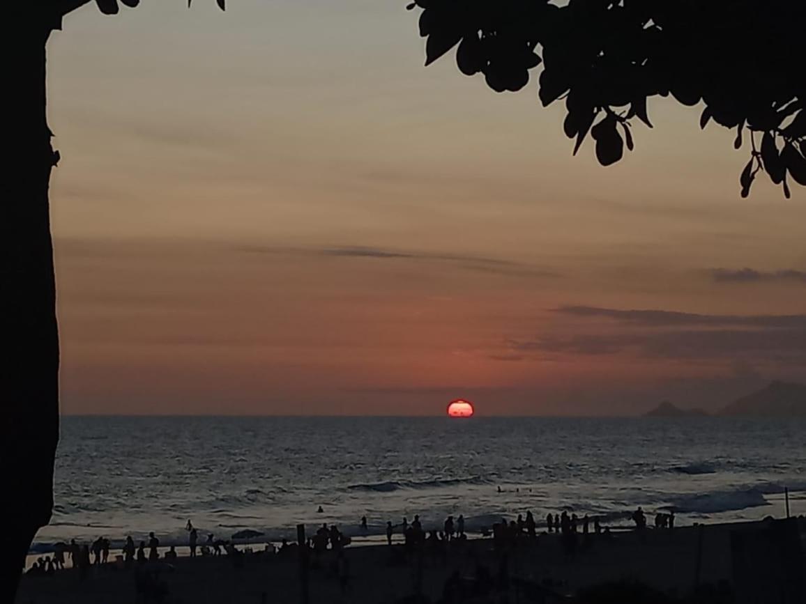 Lindo Por Do Sol Pe Na Areia Apartamento *